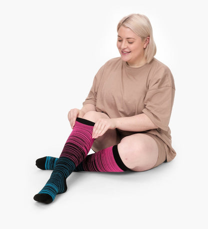 StrideMuse™ Advanced Wide Compression Socks For Pain Relief (Stripes)